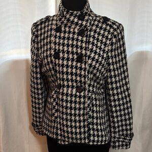 Stylish Black and White Houndstooth Women's Jacket